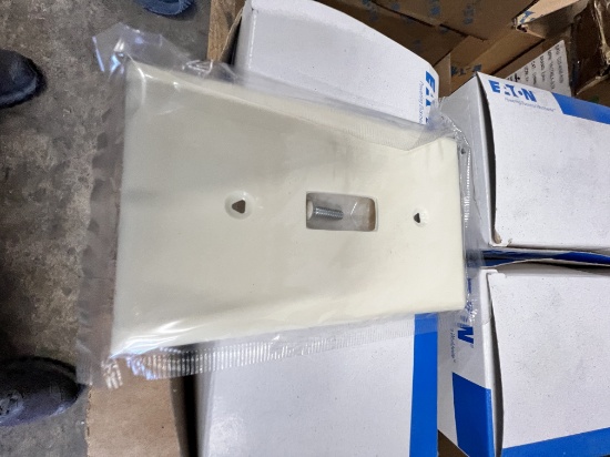 Eaton, 5134A, Single Switch Unbrakable Wallplate Almond Color, 150 Per Case