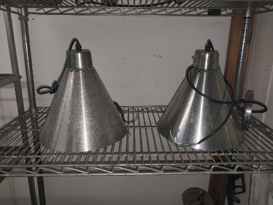 Hanging heating lamps  need heating bulb