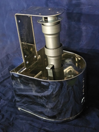 BRAND NEW Bay West Chrome Twin Roll Tissue Dispenser
