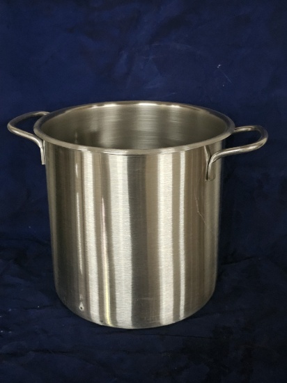 BRAND NEW Medium Stock Pot