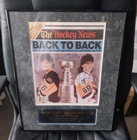 Mario Lemieux and Jaromir Jagr - Double signed - The Hockey News - Framed