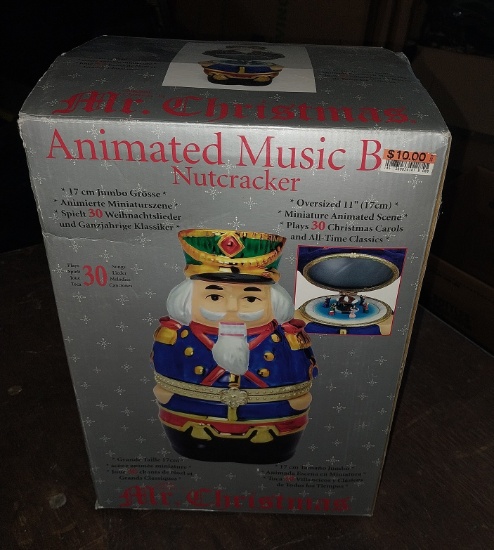 Anitmated Music Box Nutcracker - Mr. Christmas - New in the box
