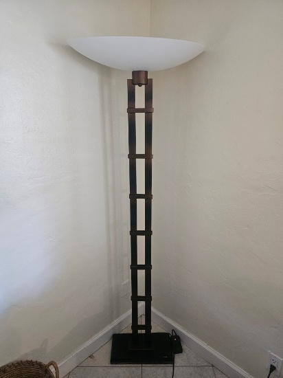 Metal Floor Lamp