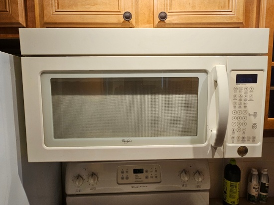 Whirlpool Carousel Microwave Oven (hairline crack on door)