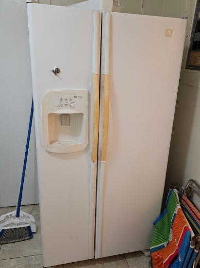 Maytag Plus Two Door Refrigerator/Freezer with Digitally Controlled Dispenser