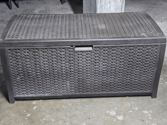 Suncast 46" Wicker Style Storage Box