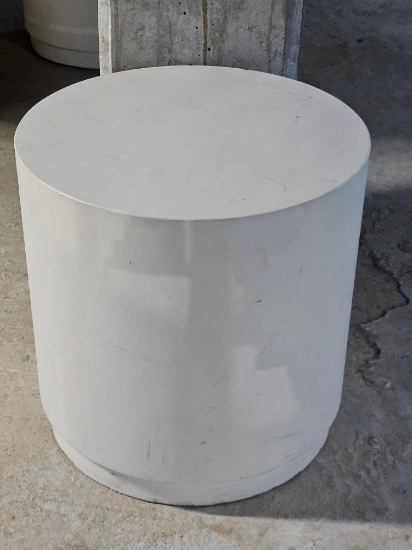 18" Side Table