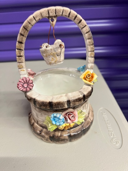 Capodimonte Porcelain Wishing Well with Bucket, Raised Porcelain Flowers, 7" High