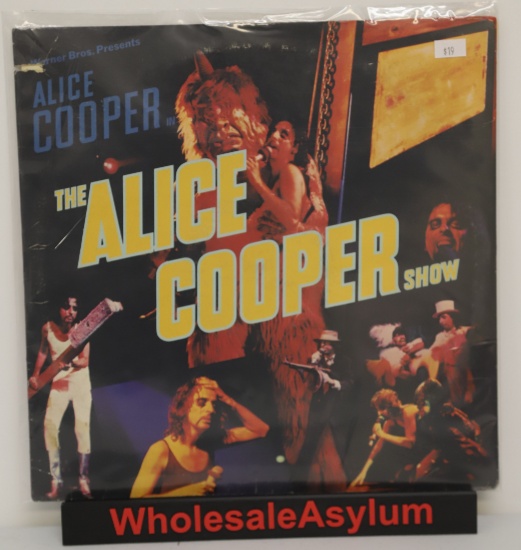 Alice Cooper "The Alice Cooper Show" LP Warner Records 1977 VG+ to EX
