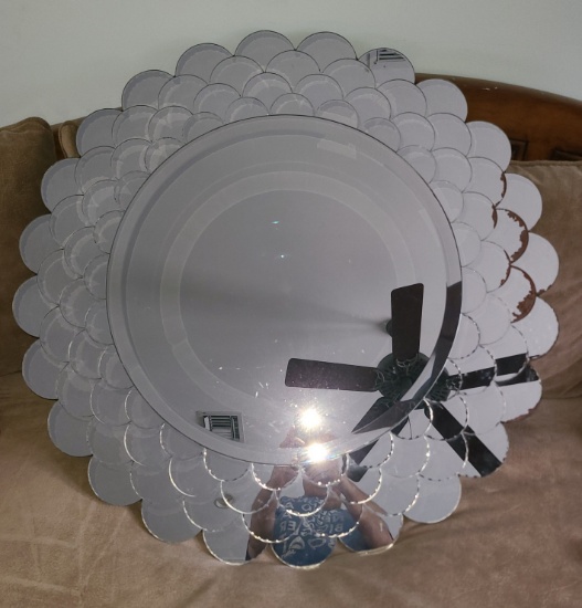 Sunburst Mirror - small issues -  35. in Diameter