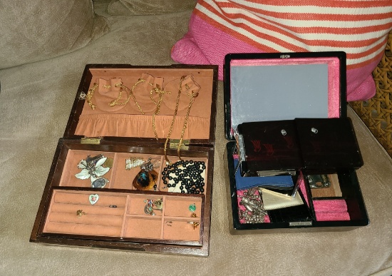 2 Jewelry Wooden Boxes - one hinged is broken - no jewelry