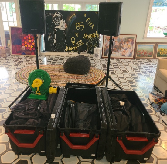 Outdoor Blown-up movie screen, tent and Speakers including blower