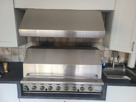 Wolf 8 burner Barbq Grill and hood