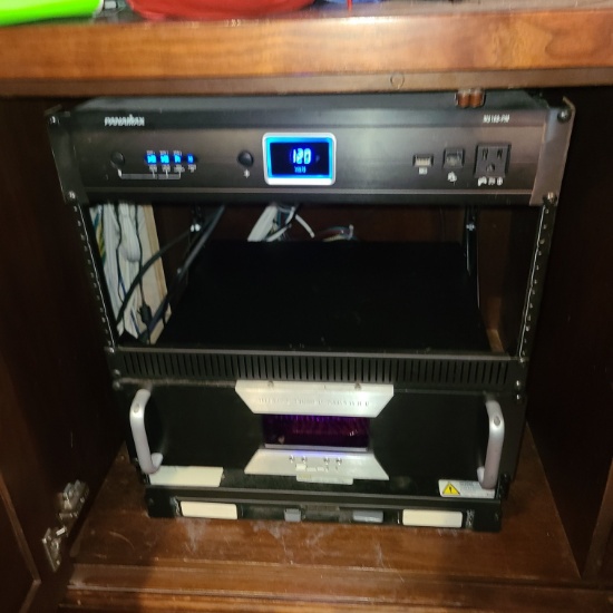 electronics stack - Panamax m5100-PM and Elan Digital Amp