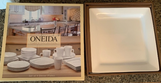 Set of (4) Oneida Chef's Collection Dinner Plates