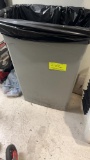 Slim Jim trash bin
