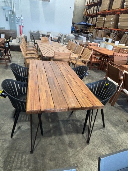 BRAND NEW OPEN BOX OUTDOOR TABLE 72" X 36" WITH 4 RECYCLED PLASTIC AND ALUMINUM CHAIRS