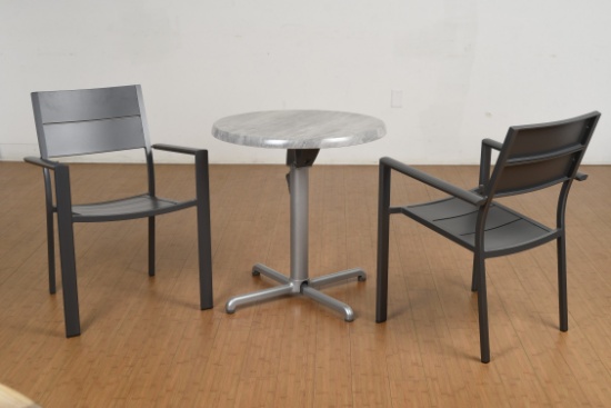 BRAND NEW ORIGINAL PACKAGING 27" SQUARE GYRO SQUARE SELF-STABILISING FOLDING TABLE WITH 2 ALUMINUM C