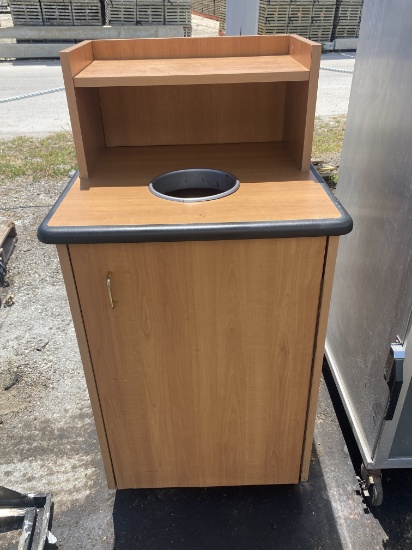 Trash receptacle 