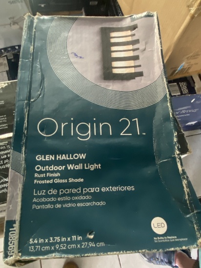 Brand New, In Box Origin 21 Outdoor Wall Light