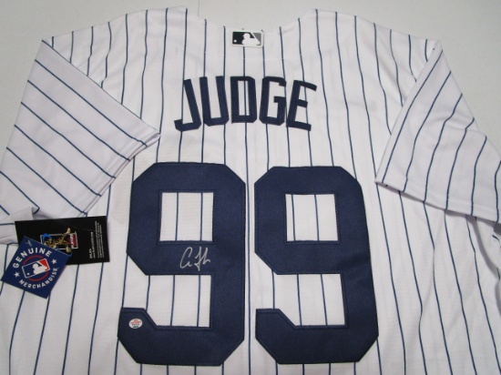 Aaron Judge of the NY Yankees signed autographed baseball jersey PAAS COA 833
