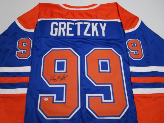 Wayne Gretzky of the Edmonton Oilers signed autographed hockey jersey PAAS COA 741