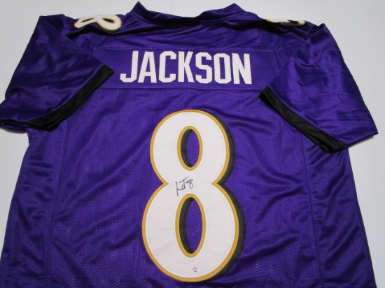 Lamar Jackson of the Baltimore Ravens signed autographed football jersey PAAS COA 902