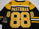 David Pastrnak of the Boston Bruins signed autographed hockey jersey PAAS COA 972