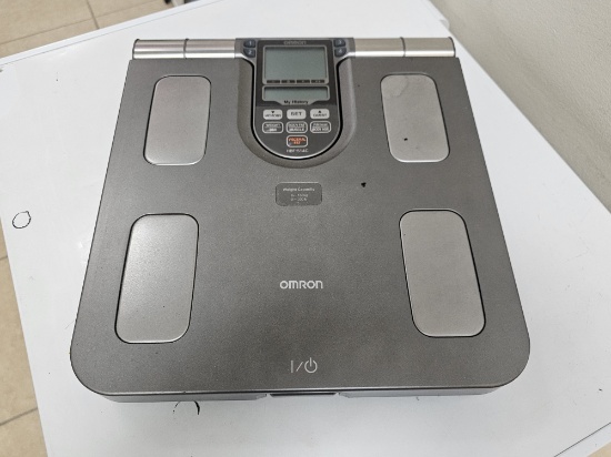 Omron HBF-514C Body Composition Monitor & Scale