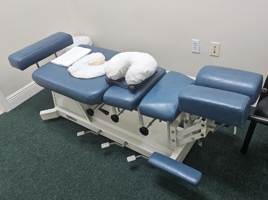 U.S. Table Elite 65" Flexion Adjustable Table (normal wear) - Includes All Items in Picture