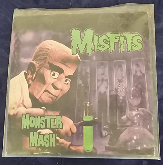 Misfits "Monster Mash" - Single on Green Vinyl - Only Available at Concerts