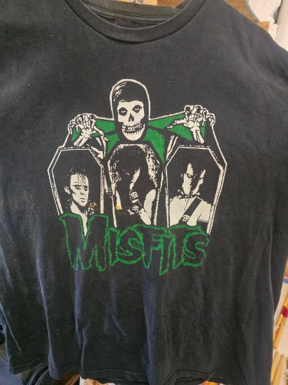 1987 "Evilive" Pop-up Shop Silk Screened T-shirt From CA - Black Shirt with (3) Green Coffins - Band