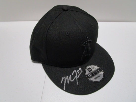 Mike Trout of the LA Angels signed autographed baseball hat PAAS COA 893