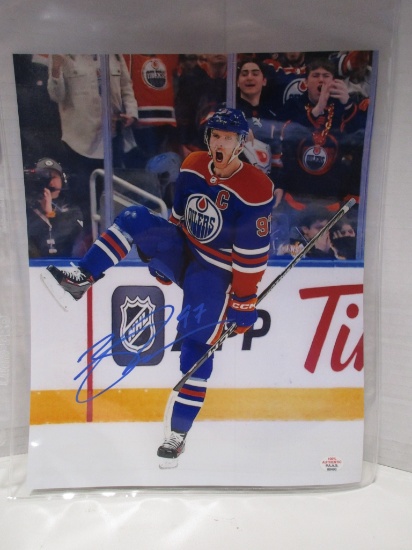 Connor McDavid of the Edmonton Oilers signed autographed 8x10 photo PAAS COA 490