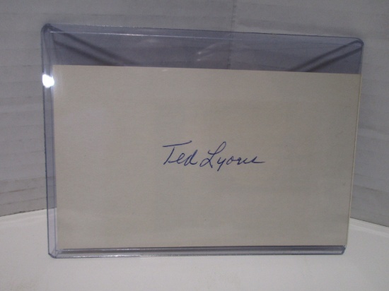 Ted Lyons of the Chicago White Sox signed autographed index card KYC COA