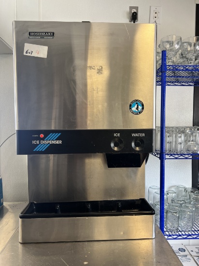 Hoshizaki 500Lbs Ice Maker/Dispenser - Complete with Push Button Ice and Water Dispensing