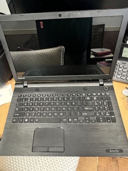 Lenovo V570 Laptop Computer (power supply may not be available)