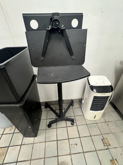 Rolling Portable TV Stand