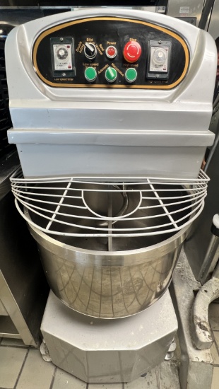 80Qt Spiral Dough Mixer with S/S Bowl, Safety Cage - 3 Phase - 220V