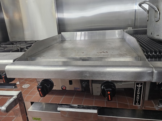 New, Never Used Natural Gas Mirror Top 24" Griddle
