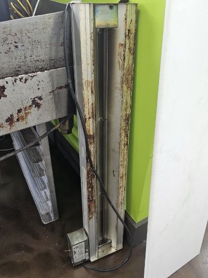 Vollrath Radiant Heater Lamp