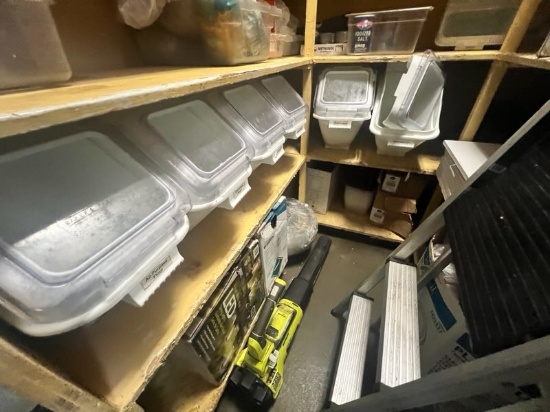 Condiment containers