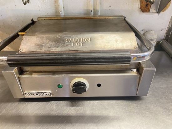 Adcraft countertop Panini grill