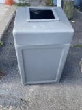 Outdoor trash receptacle