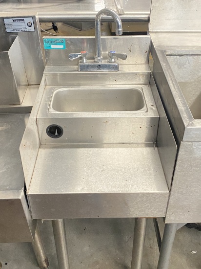 Supreme metal stainless steel bar wash sink with blender station