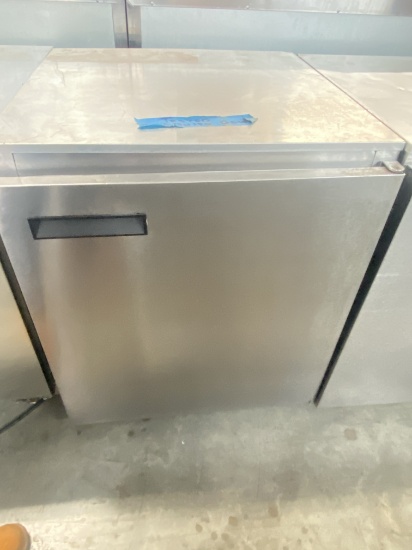 Edonis stainless steel under counter refrigerator with epoxy coated adjustable shelf Tested and work
