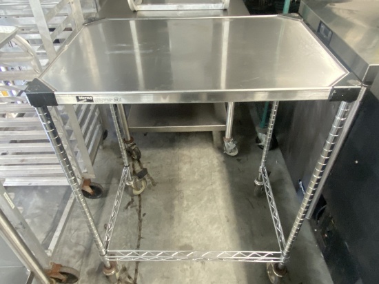 30" x 21" stainless steel cart with locking casters