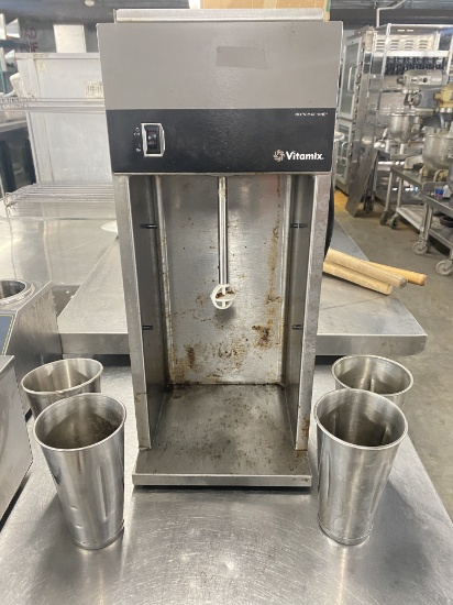 Vita Mix Drink Mixer / Blender Mix'n Machine (missing top please review pics)