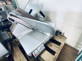 Boxer a SE12D commercial 12 inch Deli Marat Slicer fully automatic