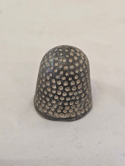 1,400s A.D. - British Beehive Thimble